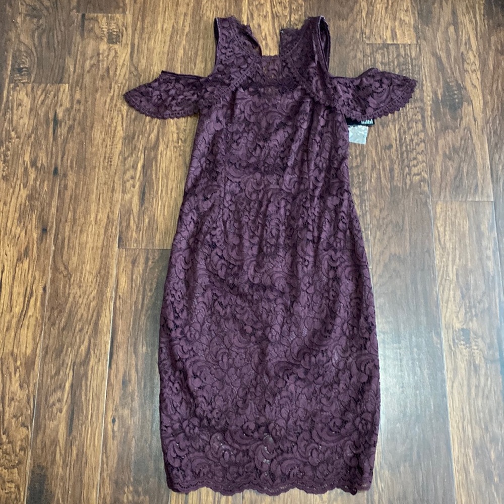 Gorgeous WHBM Cold Shoulder Formal Dress